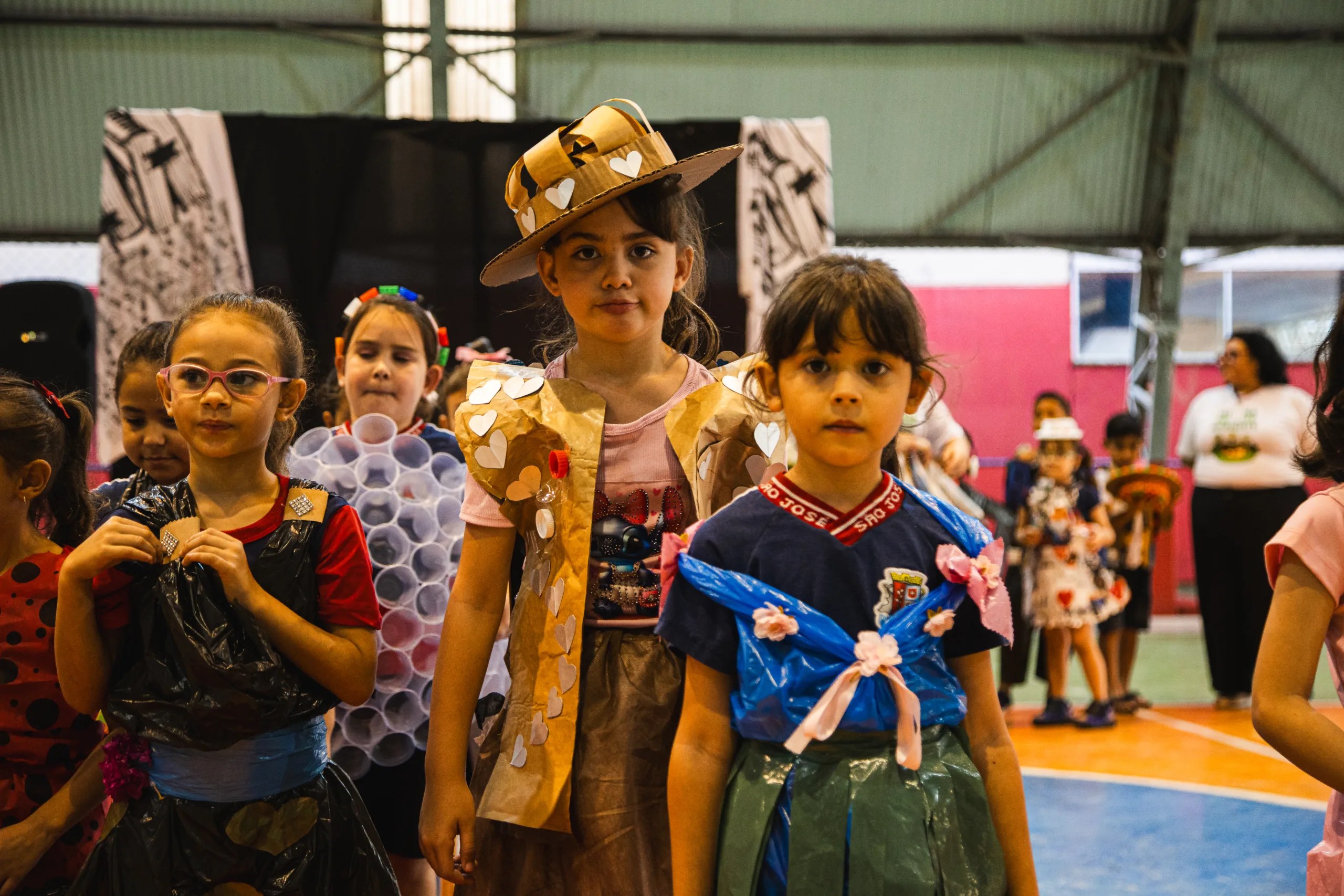 Desfile Sustentável no CEM Interativo encanta e inspira ações pela preservação do meio ambiente