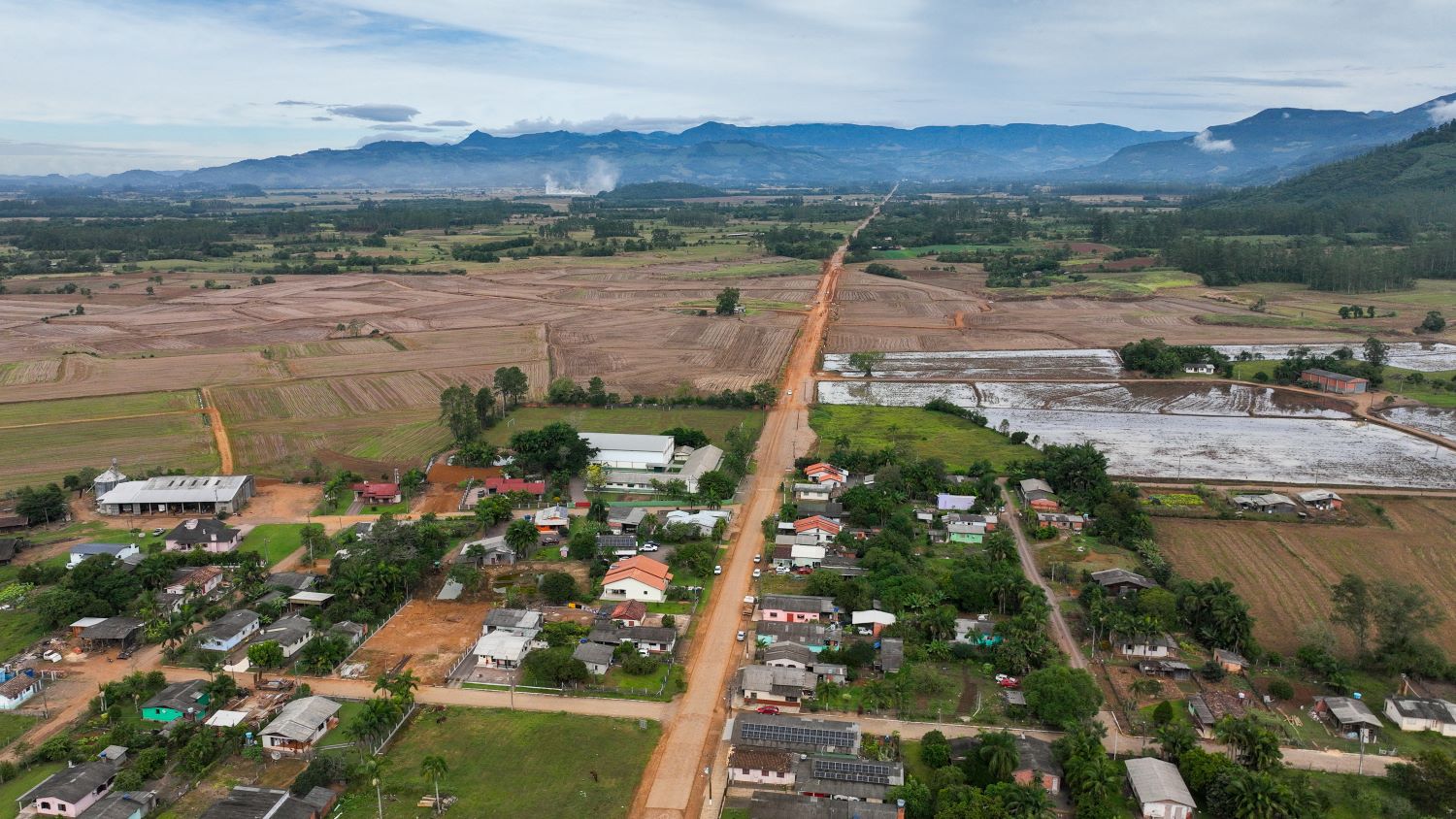 Estrada Boa: avançam obras na SC-108 entre Praia Grande e Jacinto Machado no Sul do Estado
