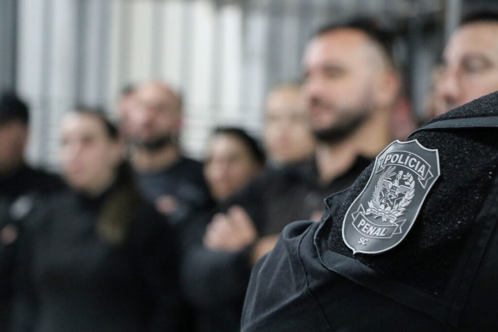 Governo de SC candidatos para Curso de Formação Profissional da Polícia Penal