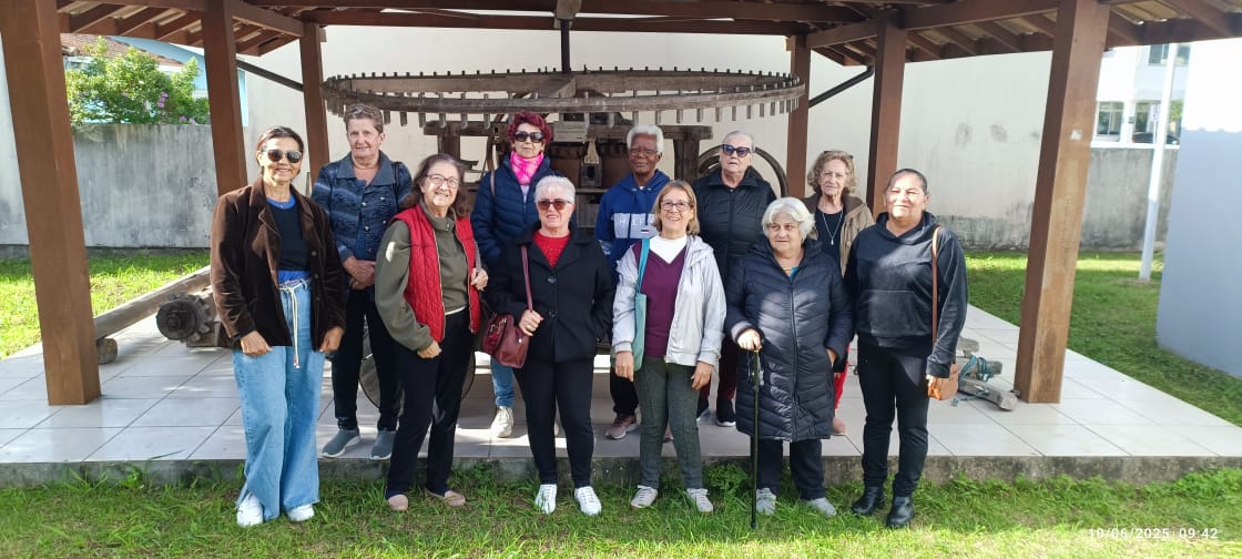  Projeto “Conhecer São José” leva idosos ao Museu Histórico Gilberto Gerlach