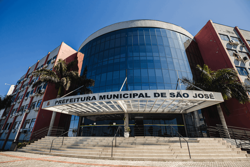 São José suspende temporariamente concurso público para a saúde para atualização do edital