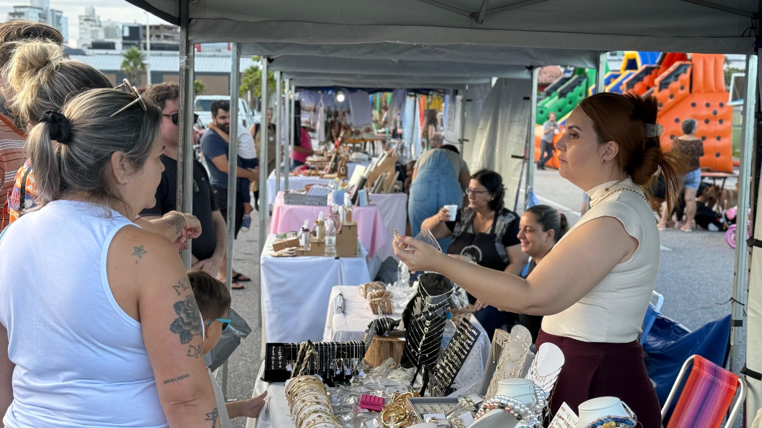 São José terá Feira do Empreendedor na Beira-Mar e show gratuito no Ipiranga neste sábado (7)