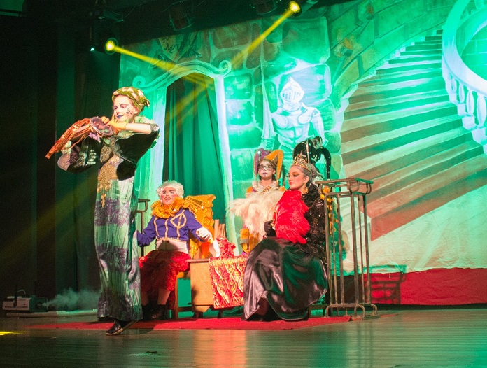 Teatro centenário de São José se consolida como referência cultural da Grande Florianópolis