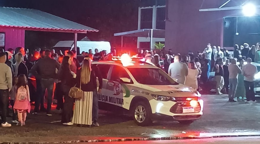 Culto Evangélico Termina em Confronto Após Fiéis Acusarem Pastor de Adultério em Joinville