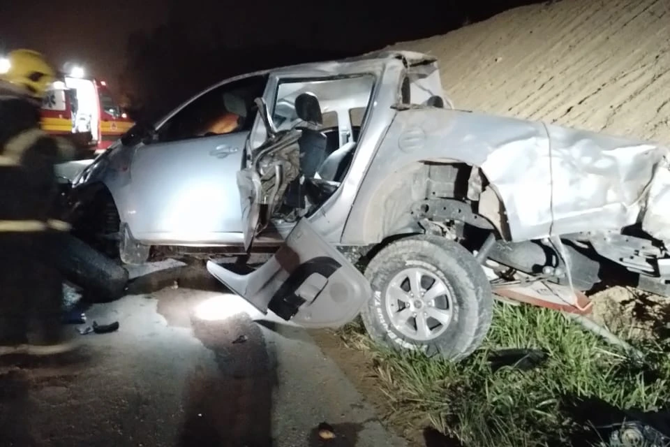 Jovem morre em capotamento na SC-108 e outros ocupantes fugiram do local