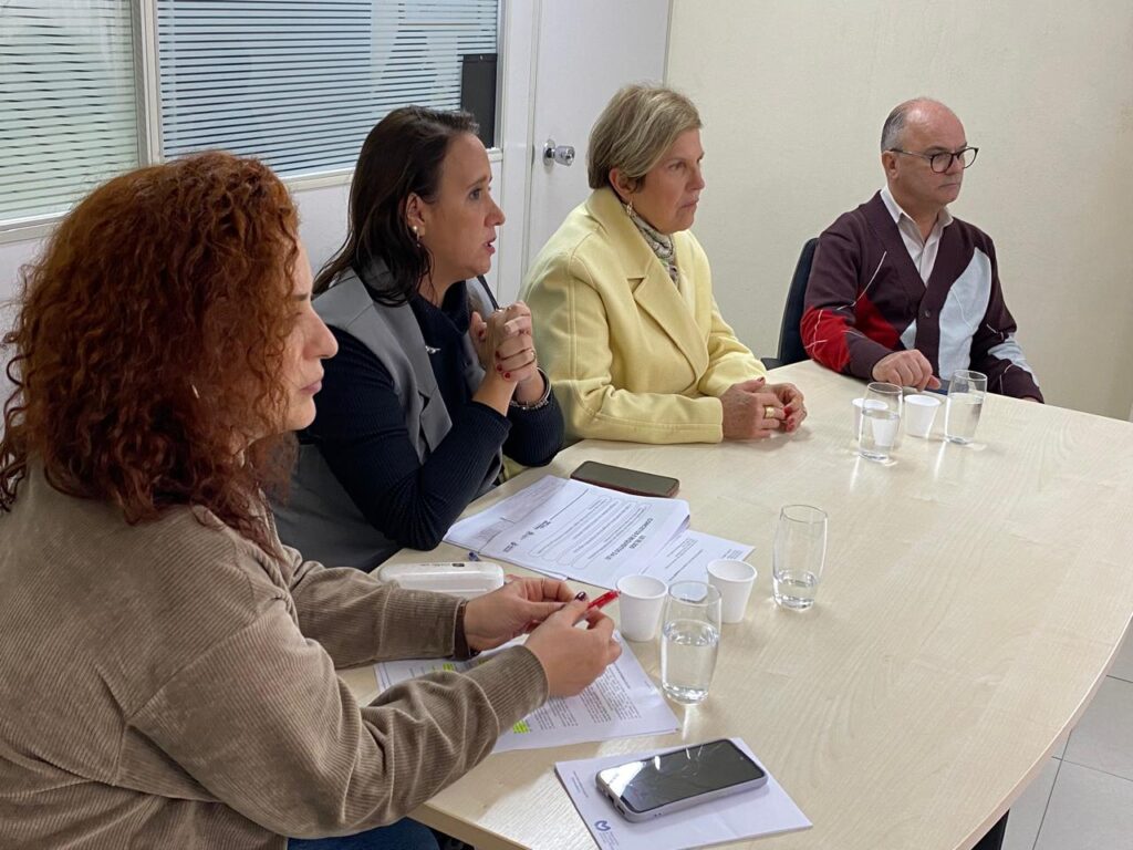 Assistência Social orienta municípios sobre aplicação lei que prevê reserva de vagas para mulheres vítimas de violência