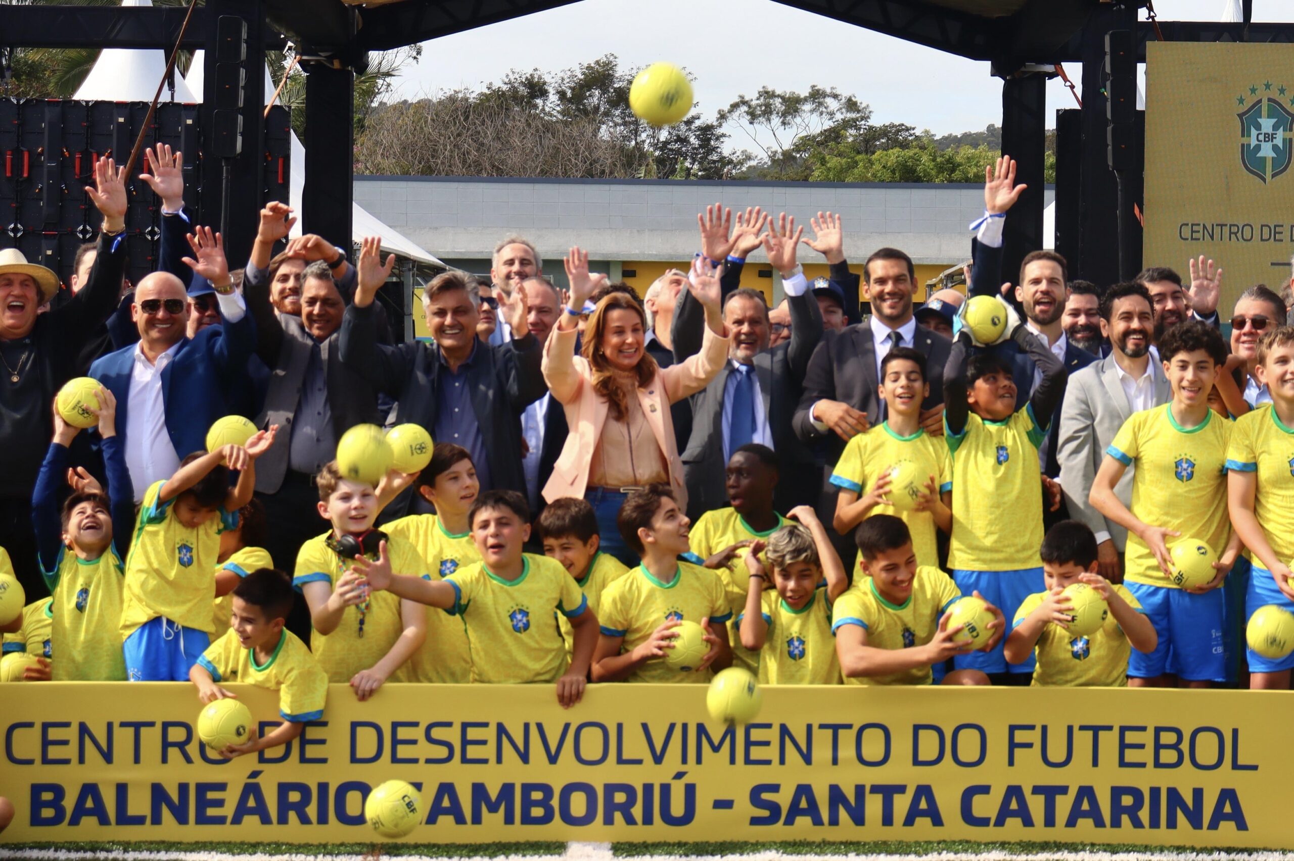 Centro de Desenvolvimento de Santa Catarina é entregue com grande evento em Balneário Camboriú