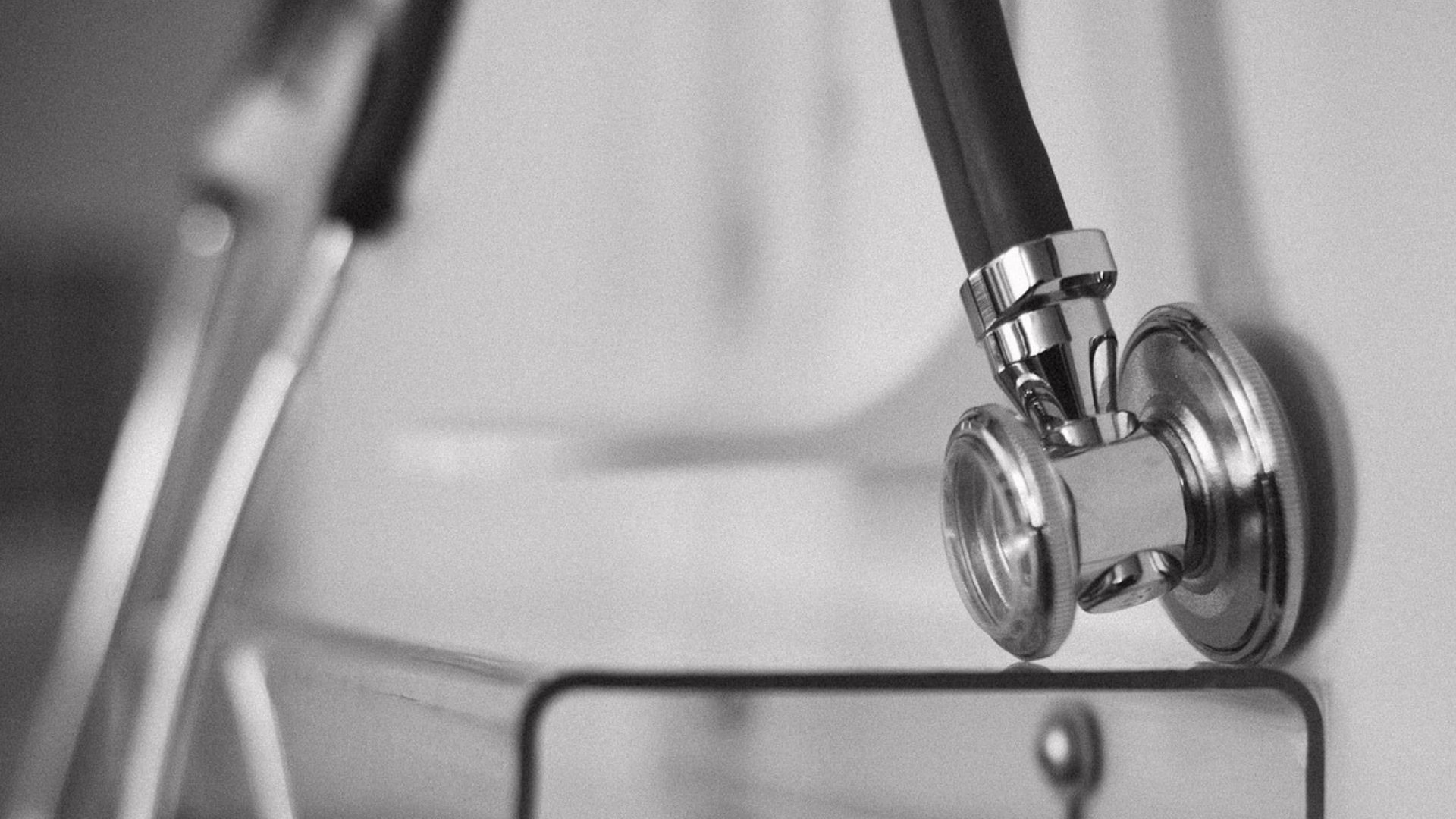 Médico é condenado a 30 anos de prisão pela morte de paciente em Campo Alegre