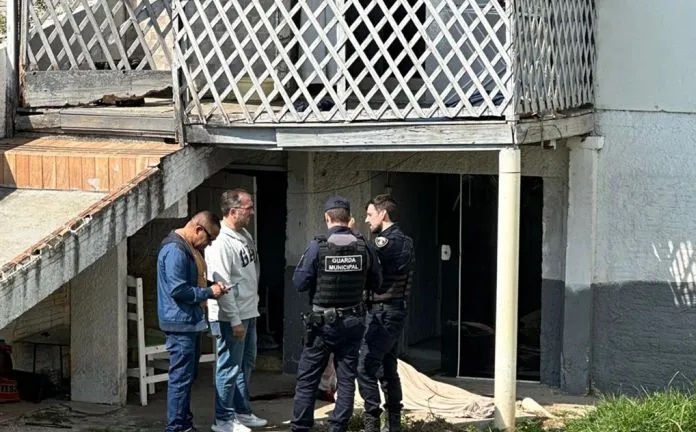 Casal suspeito de latrocínio em Itajaí é preso com filho de um ano e meio