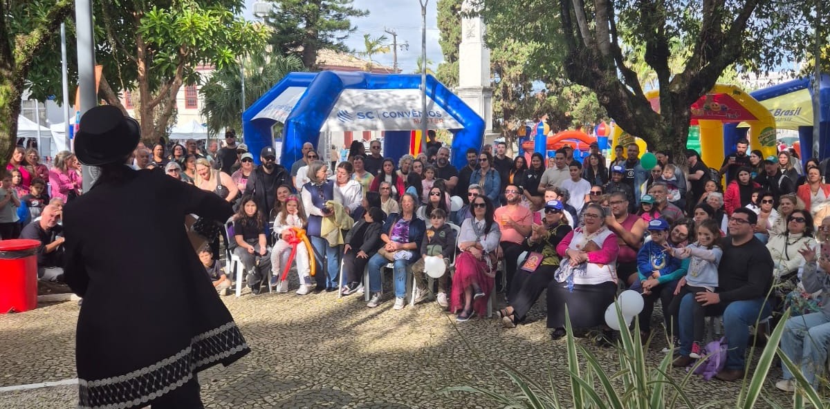 Feira da Freguesia bate recorde de público e reúne famílias no Centro Histórico de São José
