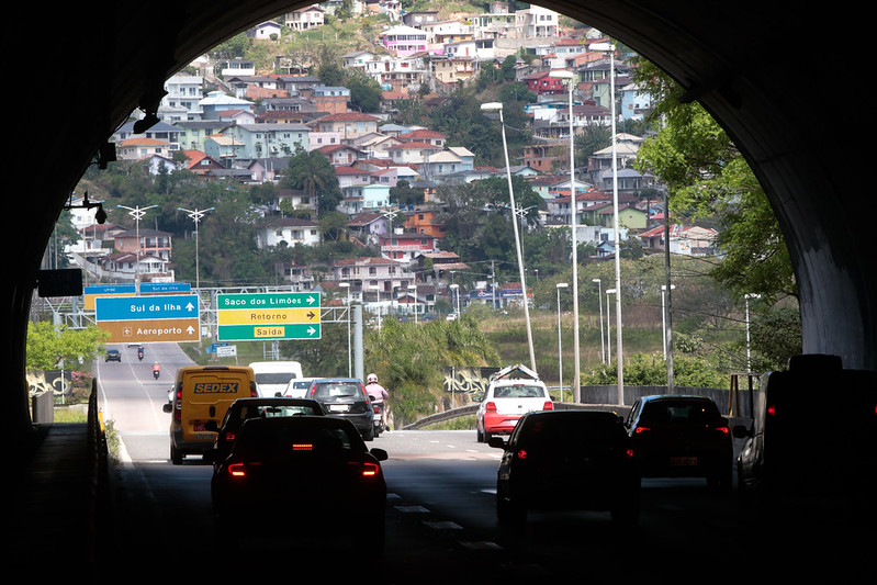 Túnel Antonieta de Barros terá interdição parcial para obras nesta quinta-feira
