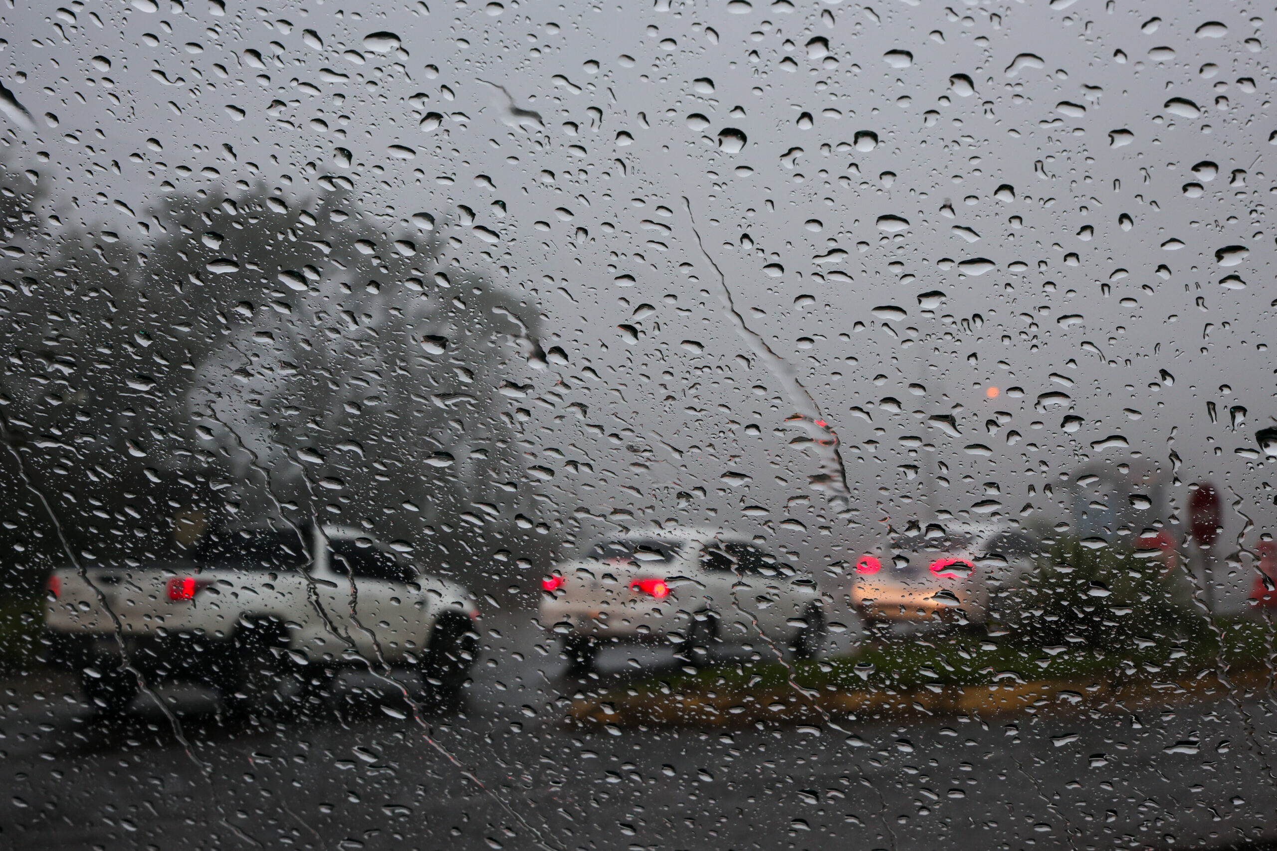 Frente fria avança e muda o tempo em Santa Catarina neste fim de semana