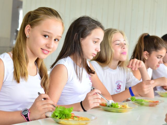SC estimula bons hábitos de alimentação com cardápios variados