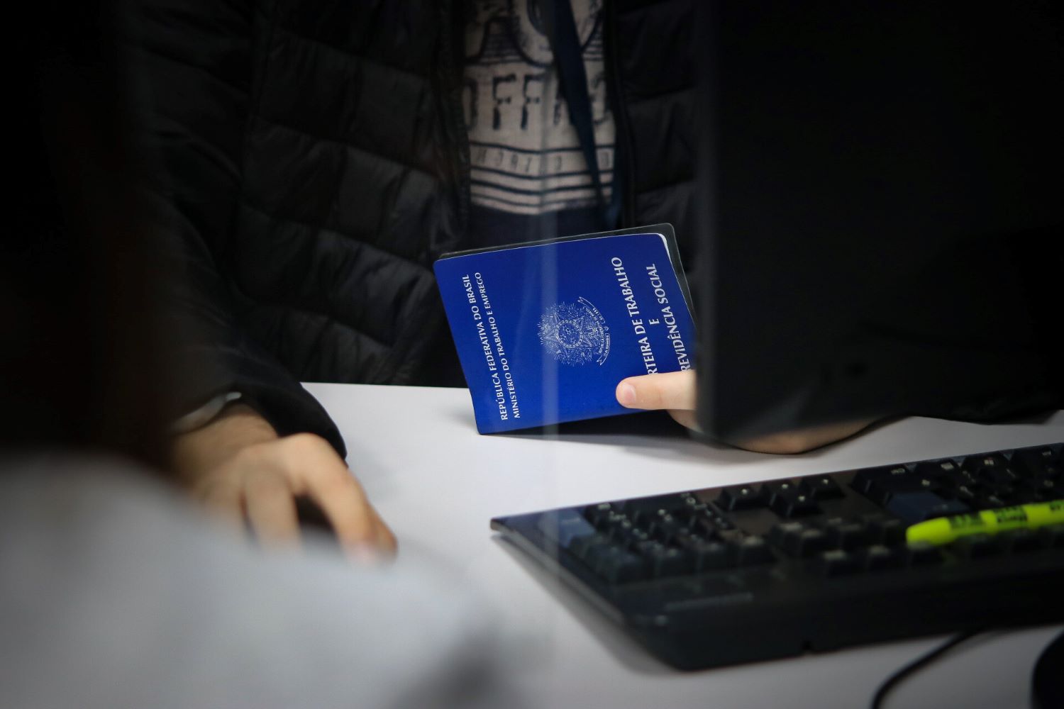 Santa Catarina ultrapassa 10 mil vagas de emprego pelo Sine e reforça ações de intermediação