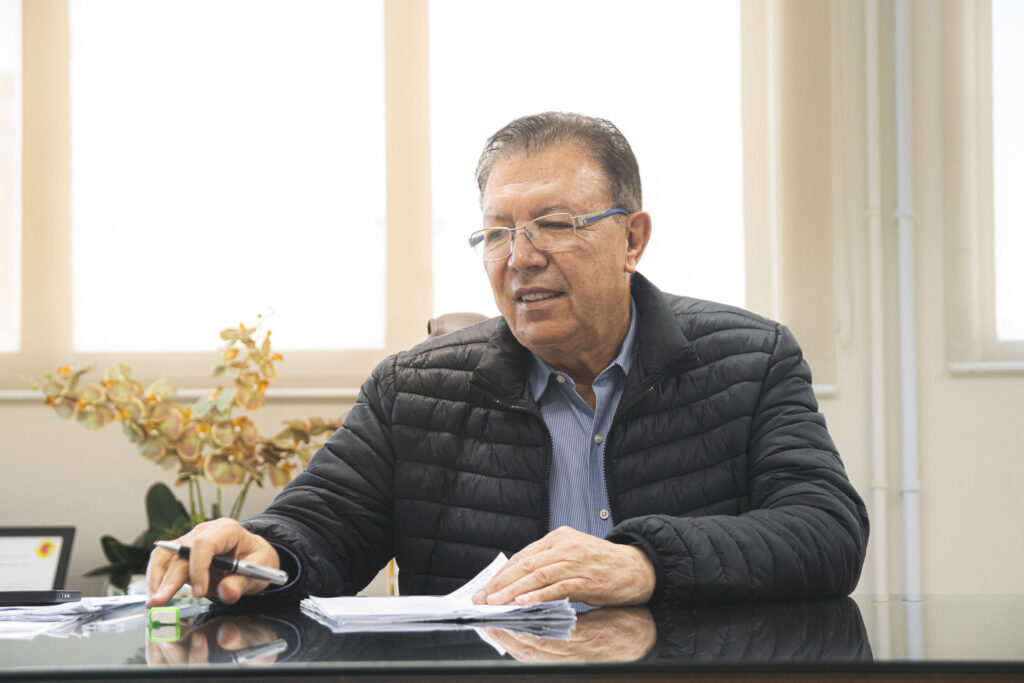 São José institui o projeto “Banco Vermelho – Por Elas” em defesa das mulheres