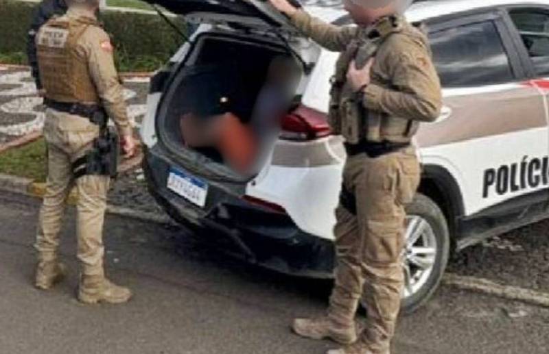 Homem é preso por tráfico e falsa identidade após tentar enganar a PM em Canoinhas