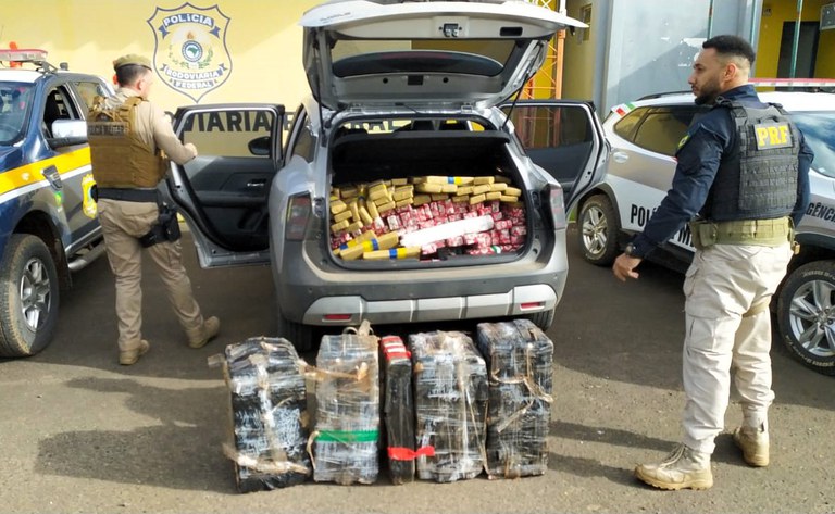Mais de meia tonelada de maconha é interceptada após perseguição na BR-280 em Canoinhas