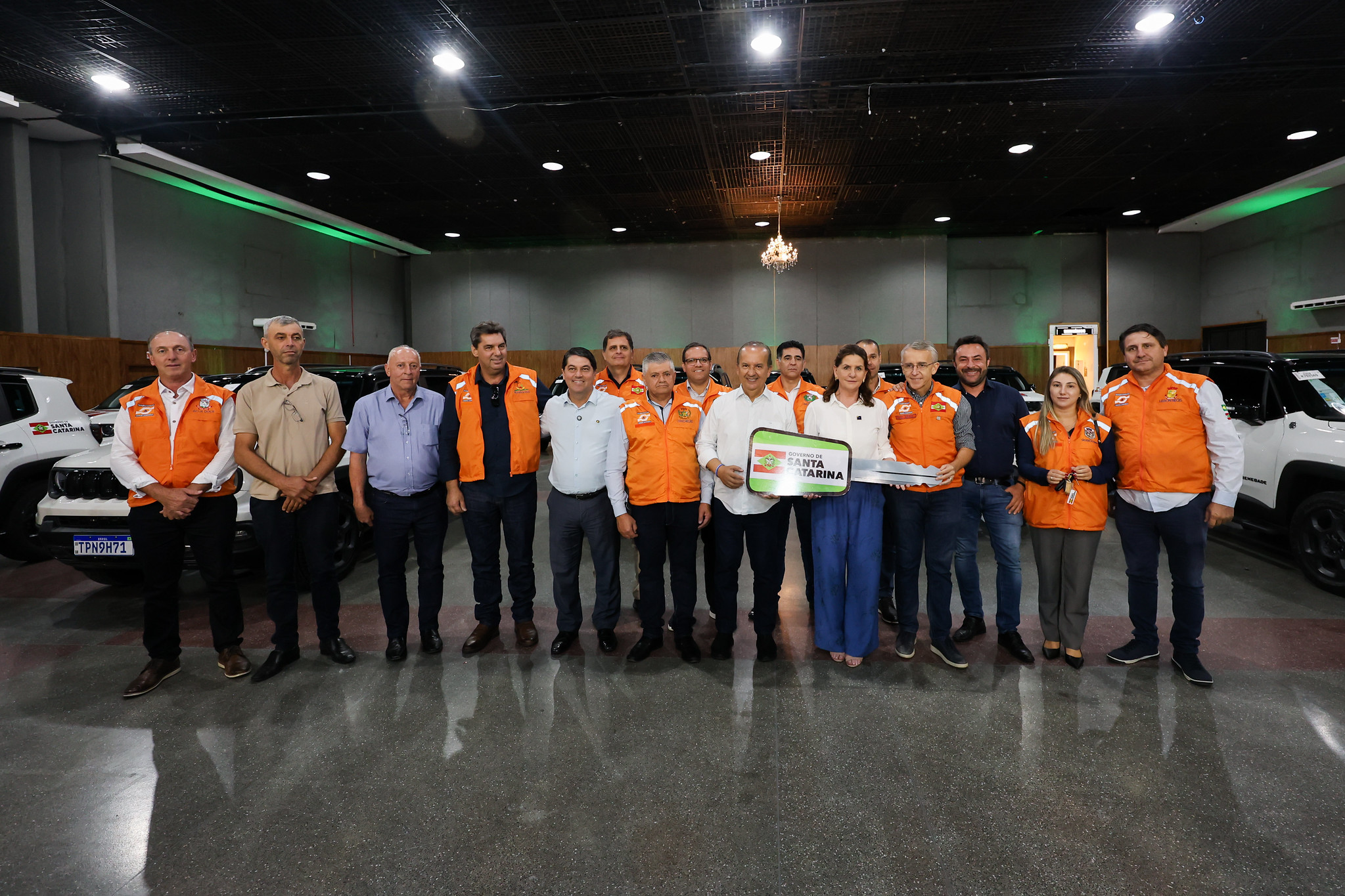 Em Lages, Governo de SC entrega equipamentos e anuncia mais de R$ 145 milhões para fortalecer a Proteção e Defesa Civil