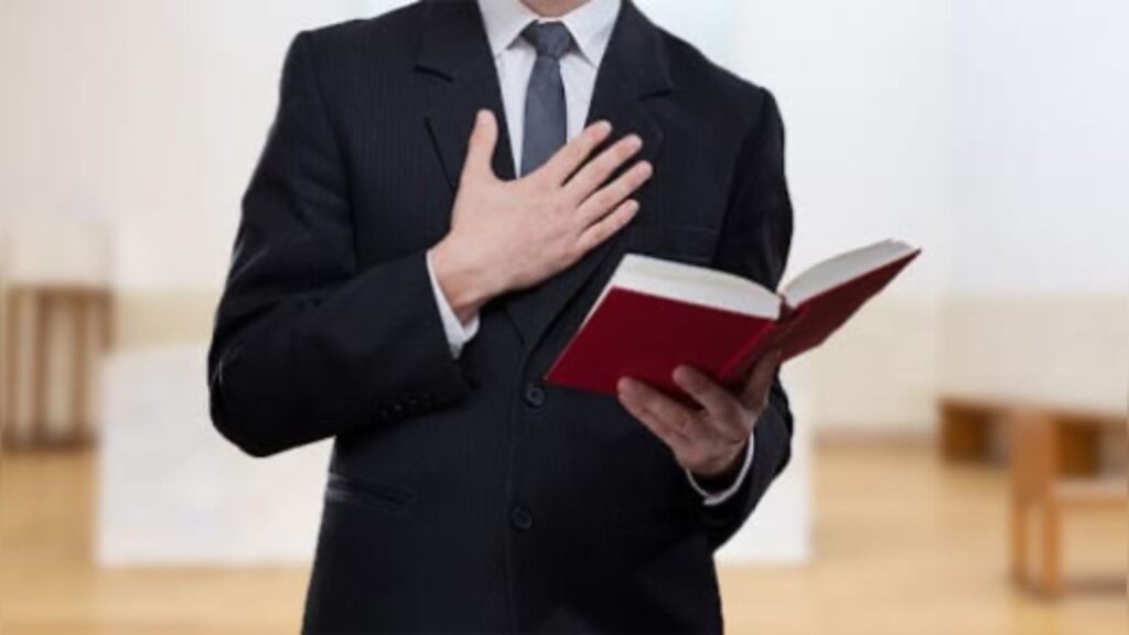 Pastor é esfaqueado dentro de residência após discussão com ex-companheiro de fiel no Vale do Itajaí