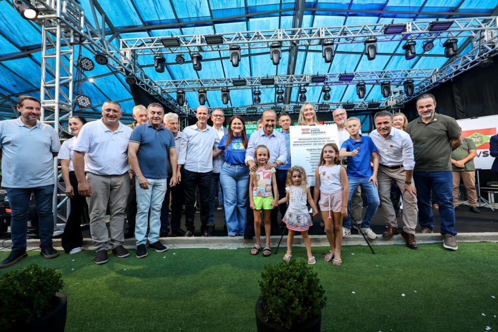 Governo do Estado inaugura revitalização da SC-283 e anuncia novos investimentos em Palmitos no ano do centenário da colonização