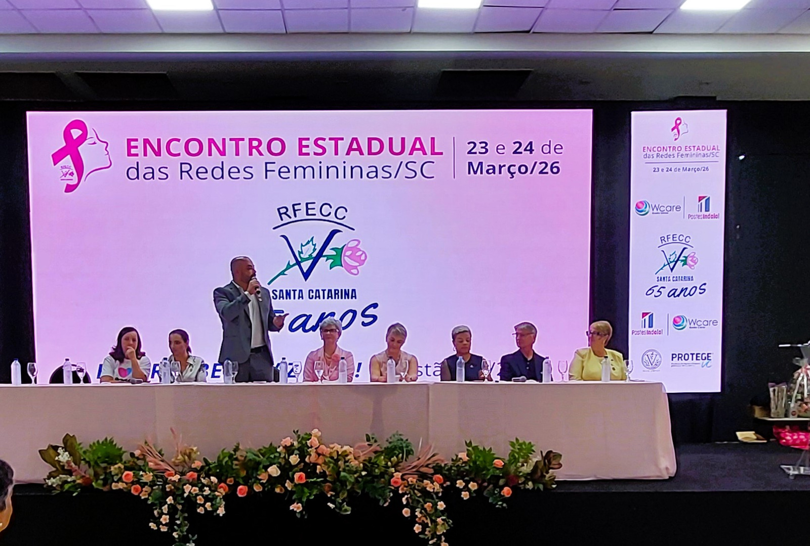 Saúde SC destaca avanços na oncologia durante o Encontro Estadual das Redes Femininas de Combate ao Câncer