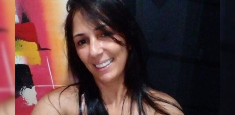 Mulher encontrada morta em praia de Palhoça é identificada; caso é tratado como homicídio