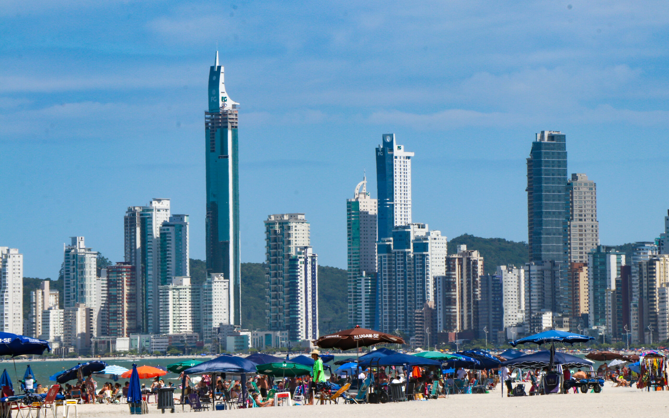 Páscoa será de sol e temperaturas próximas dos 30°C em Santa Catarina