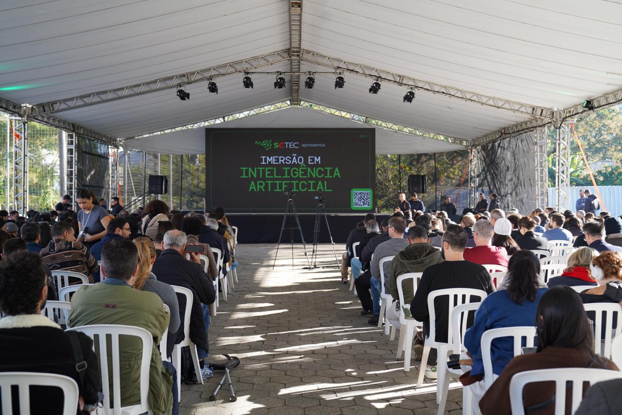 SCTEC leva mais de 4 mil pessoas para a maior capacitação em inteligência artificial e tecnologia já realizada em Santa Catarina