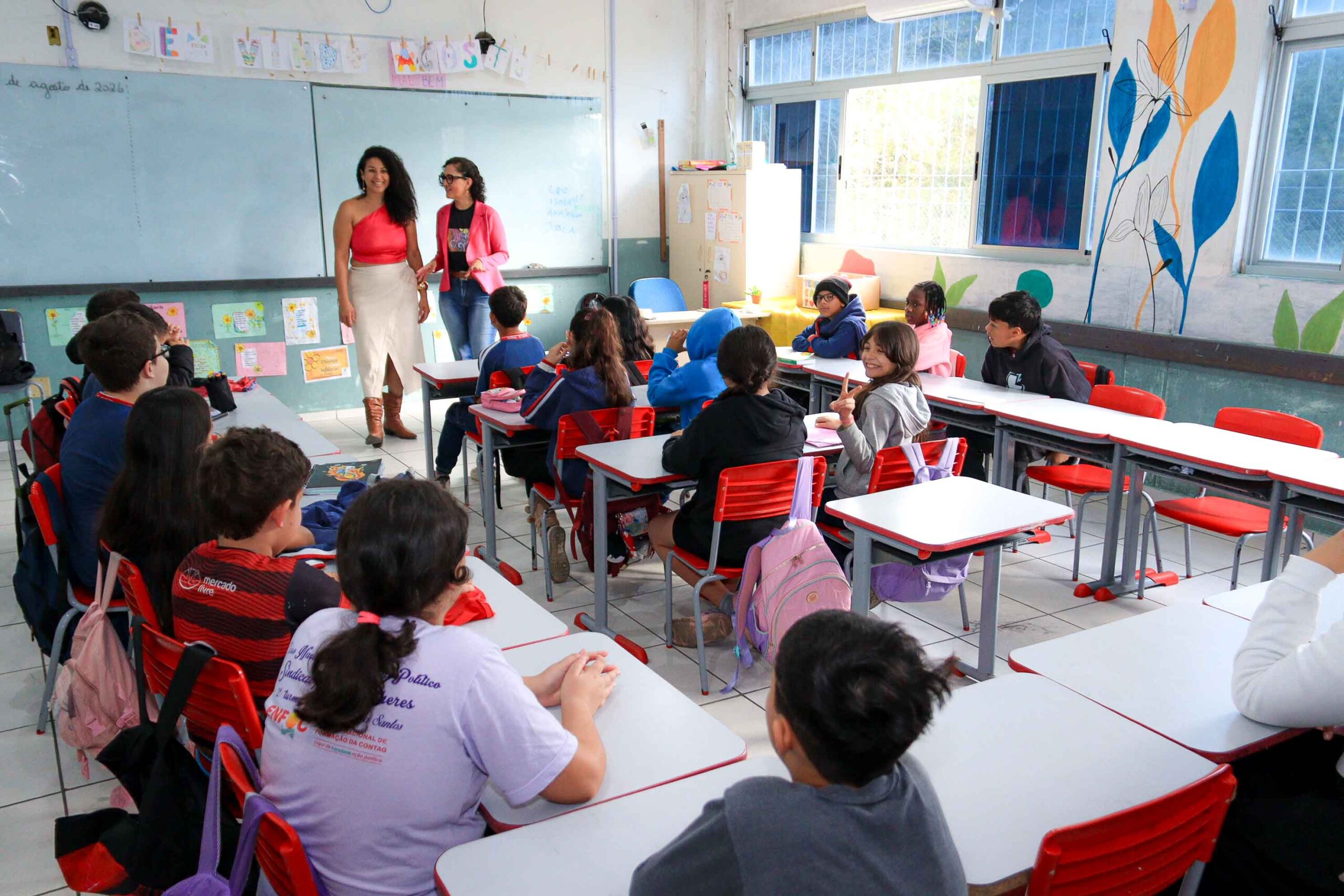 Arte e relações étnico-raciais são tema de oficina com estudantes do CEM Santa Terezinha