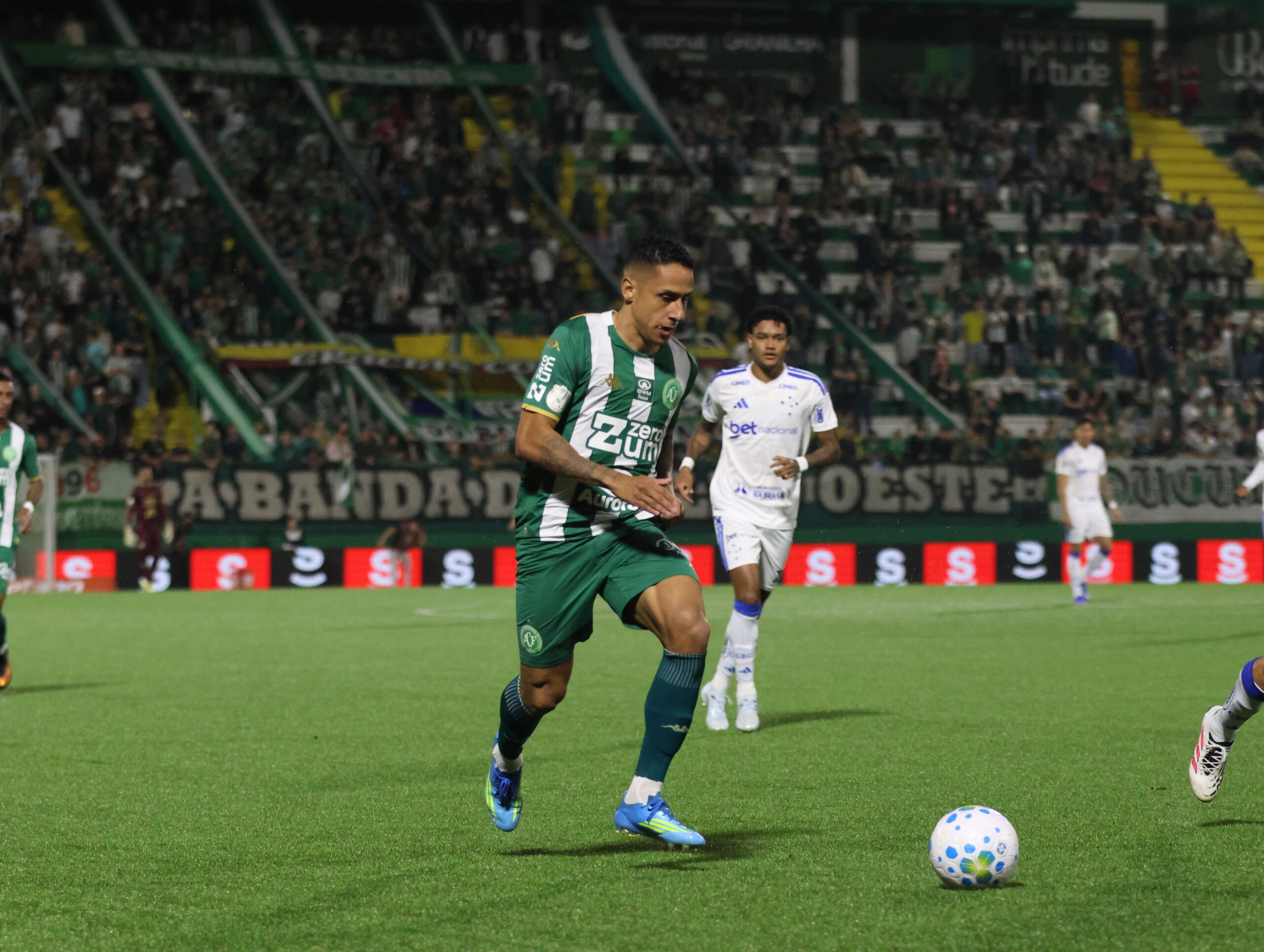 Chapecoense empata no primeiro jogo das oitavas de final da Copa do Brasil