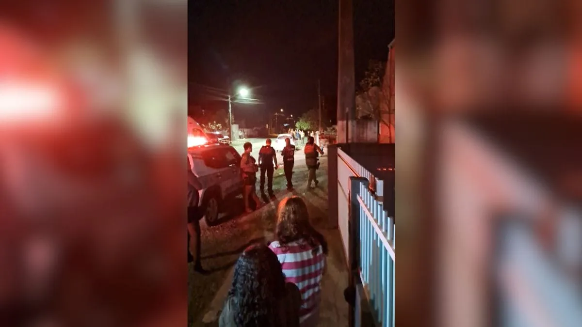 Homem de 47 anos é morto com golpes de faca por mulher de 28 em Joinville