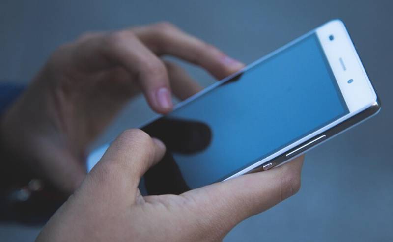 Operação desarticula rede que induzia crianças ao suicídio e violência virtual no Brasil