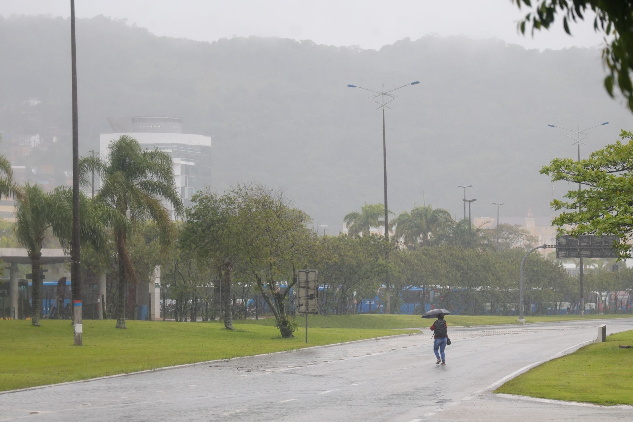 Santa Catarina tem risco de temporais com granizo e chuva intensa nos próximos dias