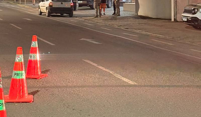 Canoinhas: Motorista foge na contramão de blitz policial e é detido no Bairro Tricolin