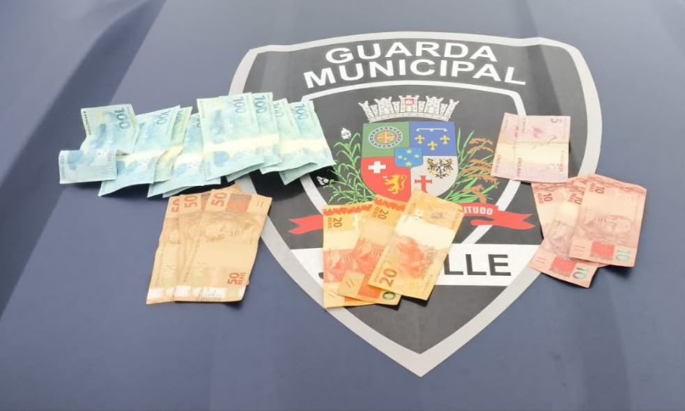 Dinheiro falso usado em compras leva Guarda Municipal a localizar grupo em Joinville