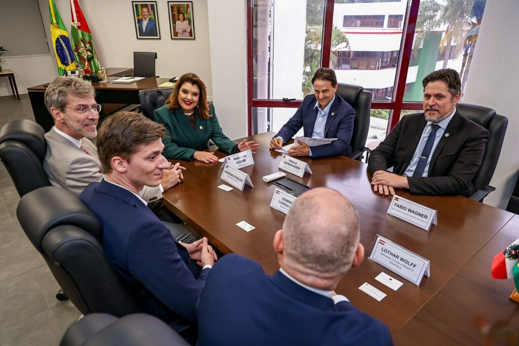 Cooperação em Ciência, Tecnologia e Inovação integra pauta de encontro entre Governo de Santa Catarina e comitiva da Áustria