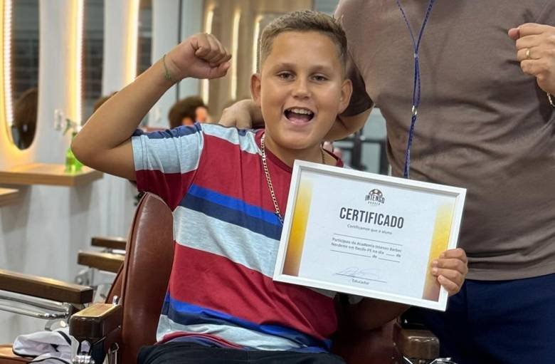 ‘Fizeram uma covardia’, diz pai de influencer de 14 anos morto a tiros no Agreste de Pernambuco