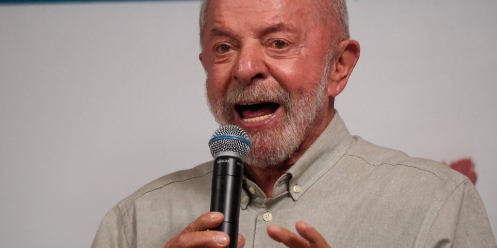 Lula aceita proposta de Flávio para quebra de sigilo bancário