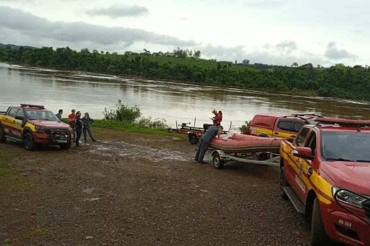 Menino autista de 8 anos desaparecido é encontrado morto em rio no Oeste de SC